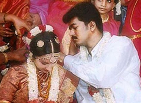Memories Of Tamil Cinema Illayathalabathy Vijay Sangeetha Marriage