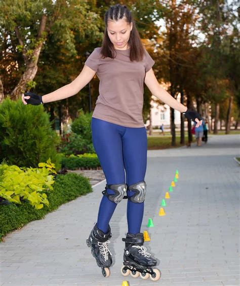 9 Rollerblade Tricks For Beginners A Step By Step Guide Jump On Wheels