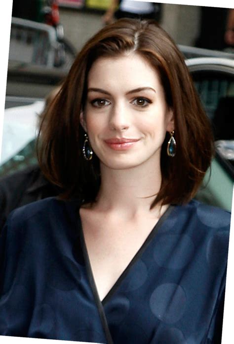 Short Hairstyle Anne Hathaway Hairstyle 2018