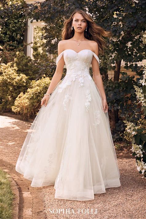 Sweetheart Neckline Wedding Dresses Romantic Styles For Every Bride