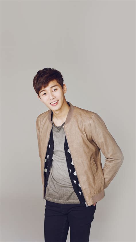 Best wallpapers collection of your lovable person. Park Seo Joon Kpop Brown Handsome Cool Film Android ...