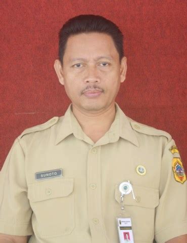 Smk negeri 2 karanganyar adalah salah satu sekolah menengah kejuruan favorit di kabupaten karanganyar. SMK Negeri 3 Pati