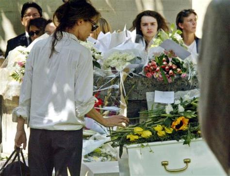 Repubblicaitgalleria Di Immagini Il Funerale Di Marie Trintignant L