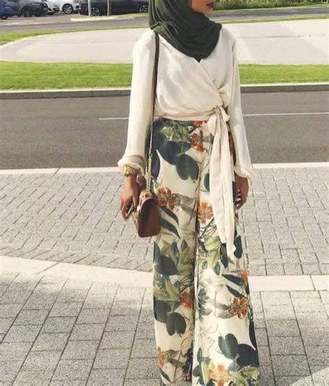 Последние твиты от hijab basah (@hijabbasah). outer ootd hijab pantai kulot