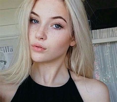 14 Jähriges Mädchen Blaue Augen Blonde Haare Chankahfai