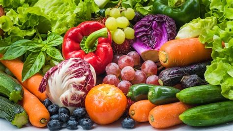 Diferentes Frutas Y Hortalizas Frescas Para Comer Sano Varias Verduras