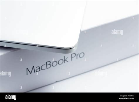 Apple Laptop Box High Resolution Stock Photography And Images Alamy