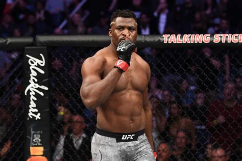 Francis ngannou faces off with junior dos santos in the main event of fight night minneapolis on saturday, june 29. "Stop Fighting on Social Media" - Francis Ngannou Hits out ...