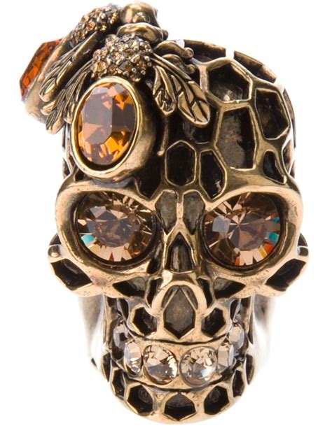 Alexander Mcqueen Skull Ring In Gold Metallic Lyst
