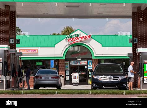 Hess gas station - Virginia USA Stock Photo - Alamy