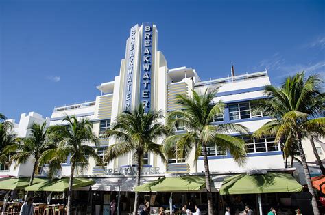 Find 100 Years Of History In Miami’s Art Deco District