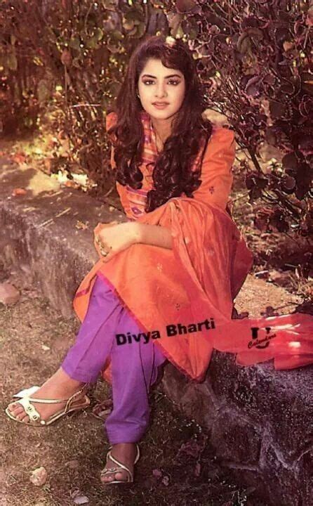 Pin By Samir Syed On Divya Bharti Most Beautiful Bollywood Actress Beautiful Girl Indian