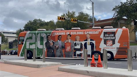 College Gameday Sparks Excitement On Campus For The Second Time This Season Reporting Texas