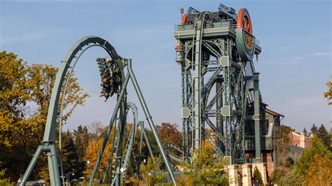 Come at opening hours and go to the remoted rides since people start queueing in the nearest to the. Reserveer je bezoek aan de Efteling