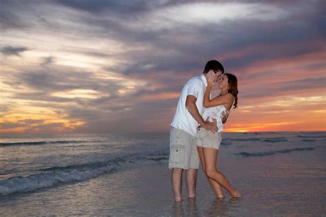 Sunset Couple Photos Panama City Beach Destin Ft Walton And Miramar Smiles Beach Photo