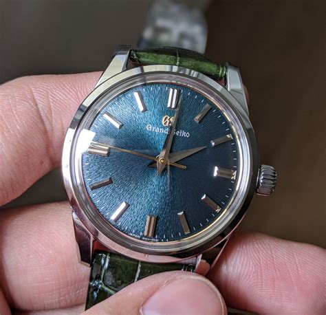 Official distributor of grand seiko watches in the oceania region. SBGW255 Grand Seiko Green Iwate Limited Edition : Watches