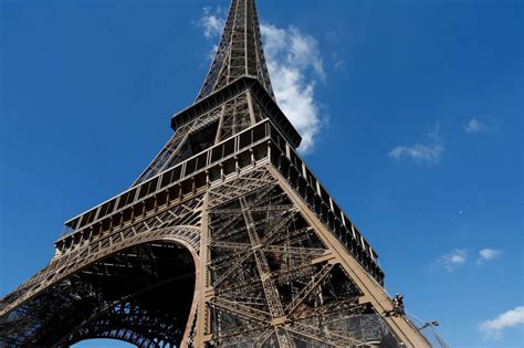 La Tour Eiffel Et Sa Rouille Affolent La Presse étrangère
