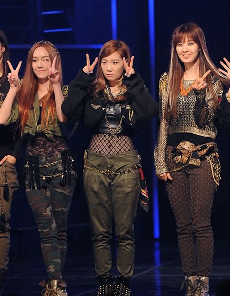 Koreas Latest Fashion Blog Hottest Kpop Idol Girls Generation Snsd