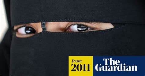 French Veil Ban First Woman Fined For Wearing Niqab French Burqa And Niqab Ban The Guardian