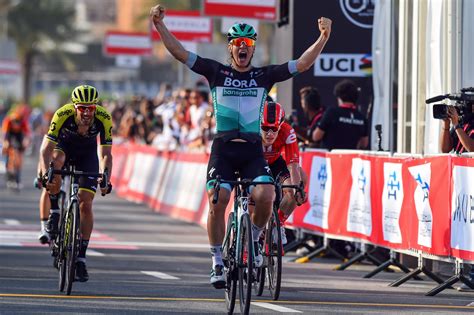 Besides uae tour results you can follow 5000+ competitions from 30+ sports around the world on flashscore.com. Vidéo : UAE Tour 2020 - Etape 1