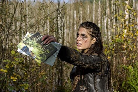 The 100 Season 4 Set Visit Interview With Marie