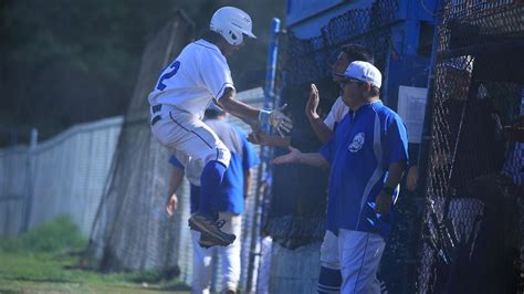 Kailua baseball beats Roosevelt, clinches OIA East top seed