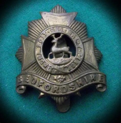 Ww The Bedfordshire Regiment Economy Genuine British Army Military Cap Badge