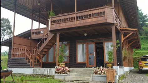 Berkebun di pekarangan rumah relatif mudah dilakukan, di mana setiap orang bisa belajar di google atau youtube, tanpa harus bertemu langsung dengan pengajar dan tanpa harus menjadi sarjana pertanian untuk menjadi ahli. Review Rumah Kebun 2 | Villa Di Sariater Yang Bisa Tampung ...