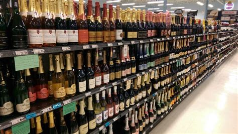 Specs Wines Spirits And Finer Foods 33 Reviews Beer Wine And Spirits