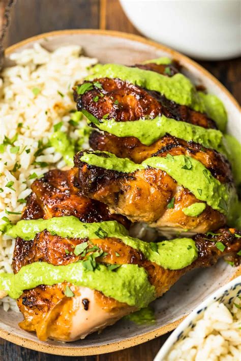 Pollo Peruano Entero Asado Con Salsa Verde 2022