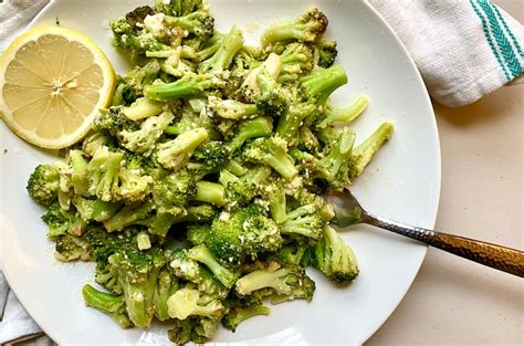 How To Saute Frozen Broccoli With Garlic Parmesan And Lemon