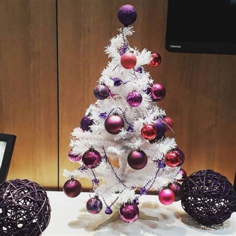 Árvore de Natal pequena 80 ideias para decorar com encanto Blog da