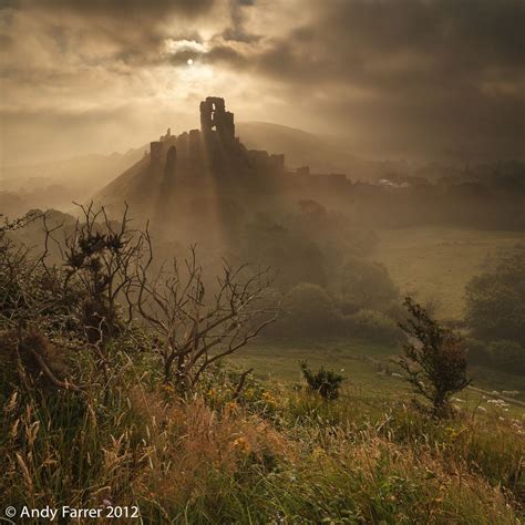 Corfe Castle In The Mist Corfe Castle Mists Places To See