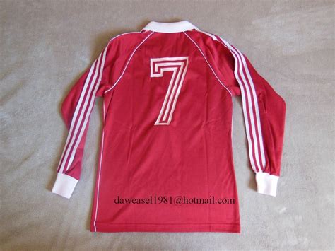 Supporting your club in the stadium? 70's Shirts - Portugal Match Worn