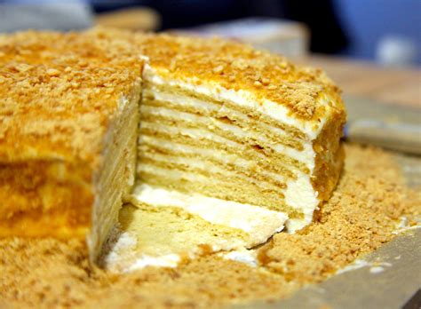 medovik tort 15 layer russian honey cake pâté smith