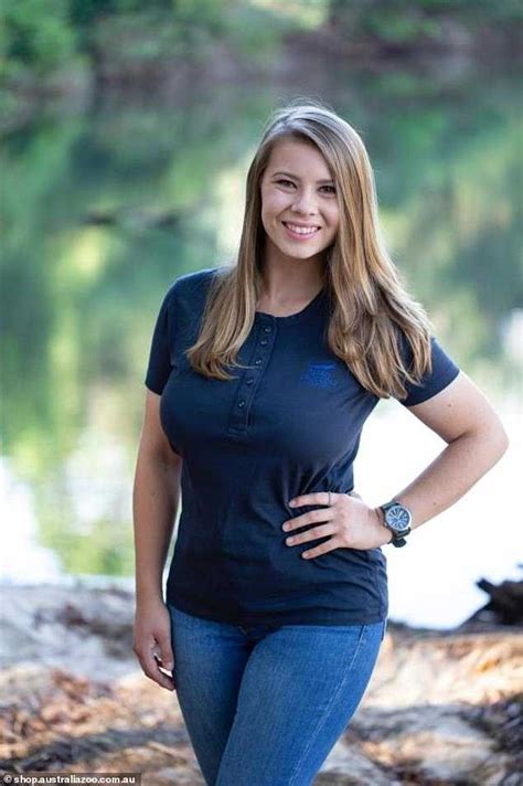Hot Pictures Of Bindi Irwin Which Demonstrate She Is The Hottest