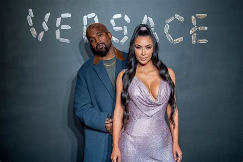 Kim Kardashian Sufre Un ‘nip Slip Tras Haber Sido Traicionada Por Su Atrevido Vestido La Opinión