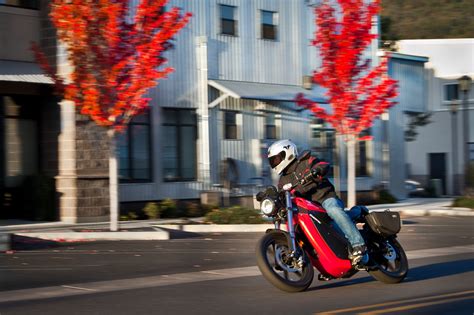 The body uses monocoque construction. PlugBike.com » Enertia Range Doubles For 2011 With Enertia ...