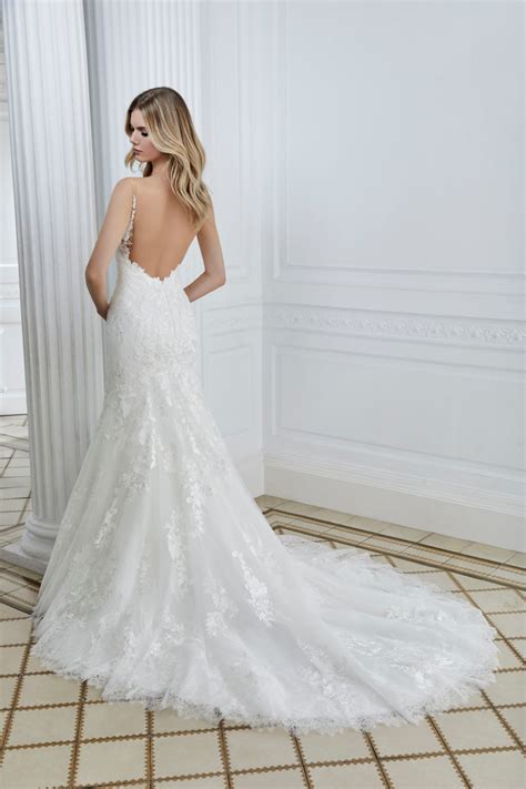 Check spelling or type a new query. Divina Sposa-Brautkleid-Kollektion 2020-AUDREY Brautmode ...
