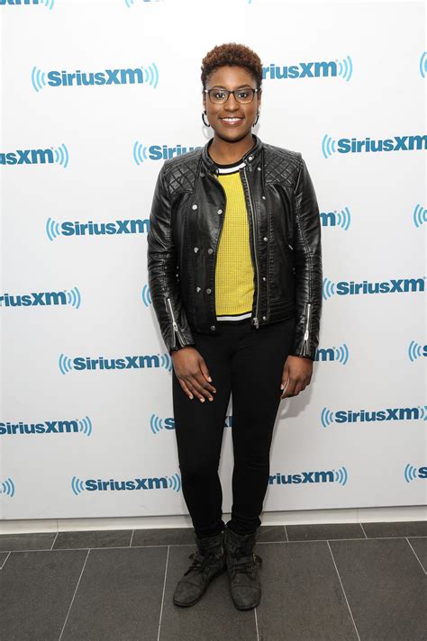 Issa Rae Said Seeing Herself On Tv Motivated Her To Slim Down