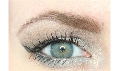 Best Eyeshadows To Enhance Blue Green Eyes With Images Eyeshadow