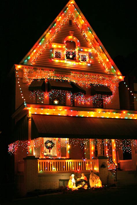 10 Christmas Lights On Houses Ideas Kiddonames