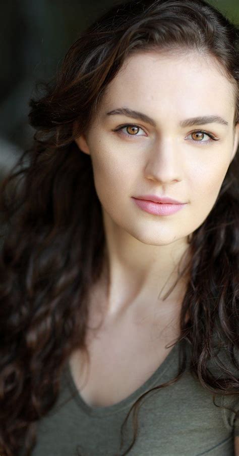 Brianna Randll Fraser Has Been Cast Sophie Skelton Outlander Casting Outlander Starz Starz