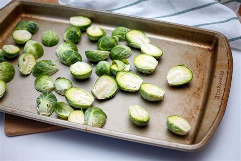 baking sheet sprouts brussel