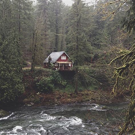 Lake forest lodge boasts a brand new deck and bar overlooking the lake, 3 floors and is nestled in a quaint 3.5 acres of pine trees. What Makes a Good Bug-Out Location?