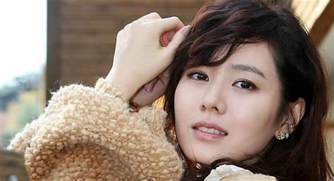 Goo.gl/1fcixx create by romantic tv. Meryem Uzerli: Top 10 List of Most Beautiful Korean Actresses