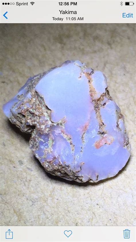 Ellensburg Blue Agate Crystals And Gemstones Rocks And Crystals