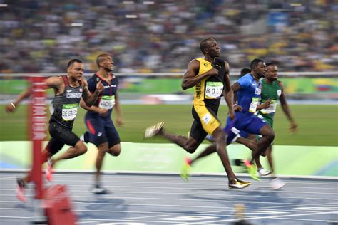 Video Mens 100m Final Olympics 2016 Usain Bolt Wins Record Third Gold In Rio