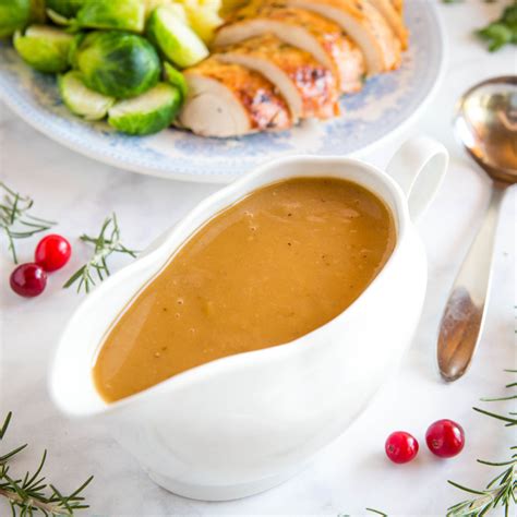 How To Make Gravy From Turkey Drippings The Busy Baker