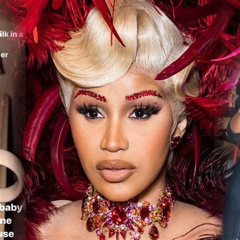 Cardi B Shares Sweet Video Of Her Son Hanging With Dad Offset Entertainment Tonight